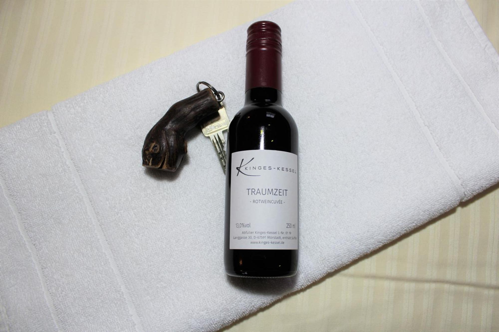Winzerhotel Kinges-Kessel Morstadt 外观 照片