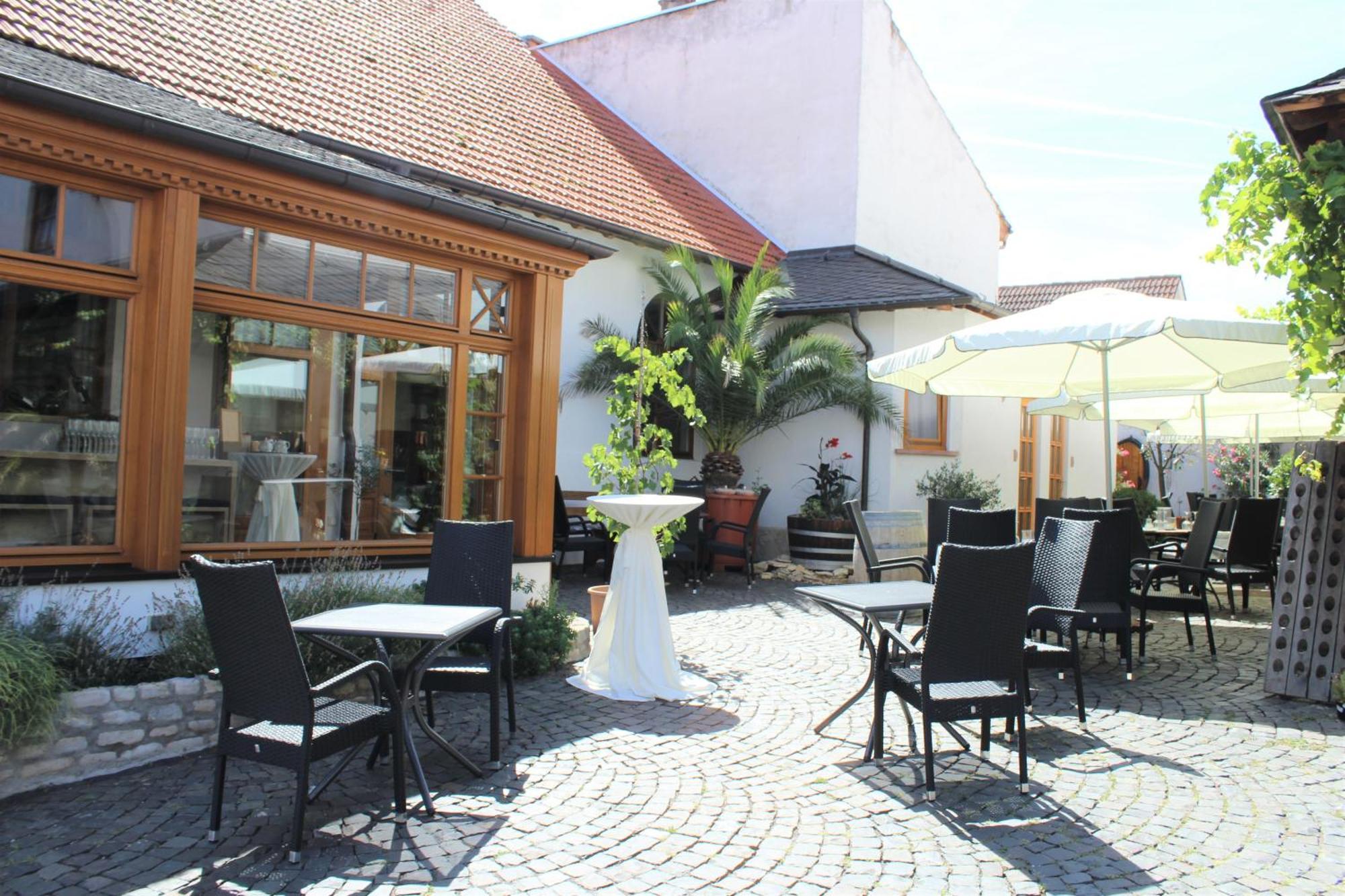 Winzerhotel Kinges-Kessel Morstadt 外观 照片
